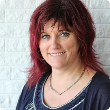 Anikó Rozgonyi -Zink